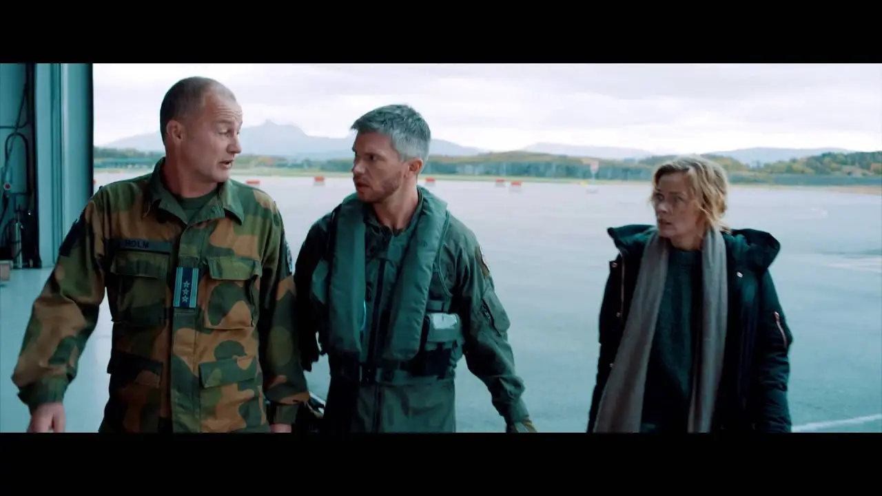 Operación Ártico — tráiler
