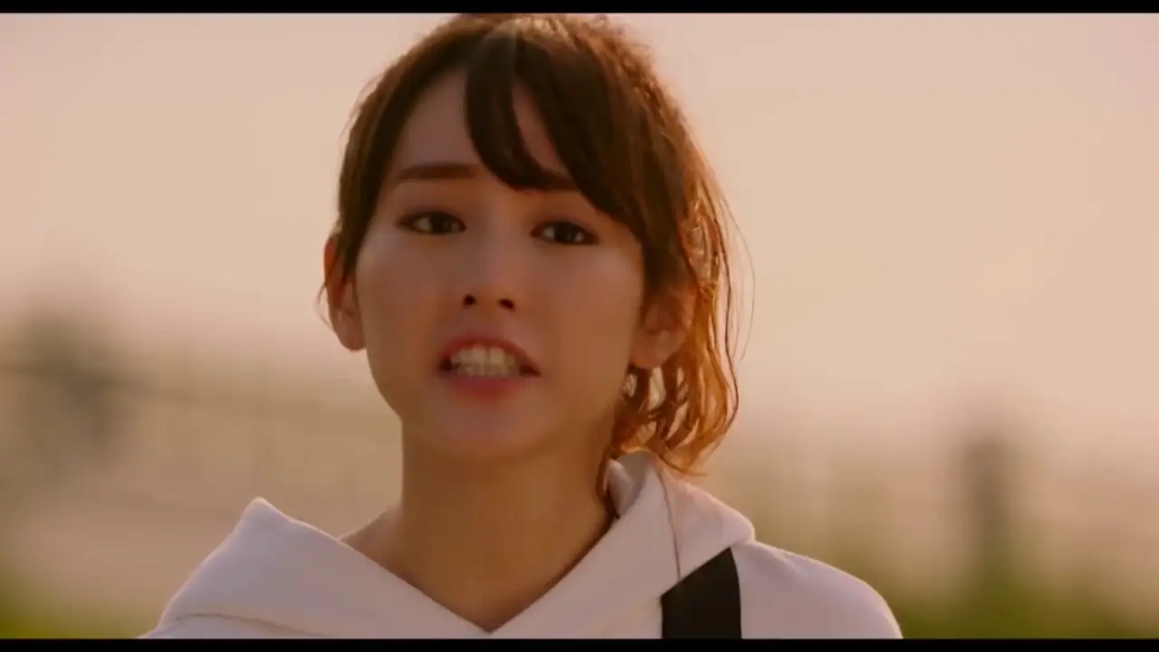 Revenge Girl — tráiler