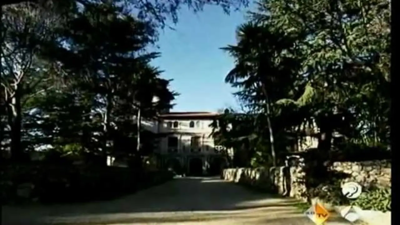 The Boarding School — tráiler