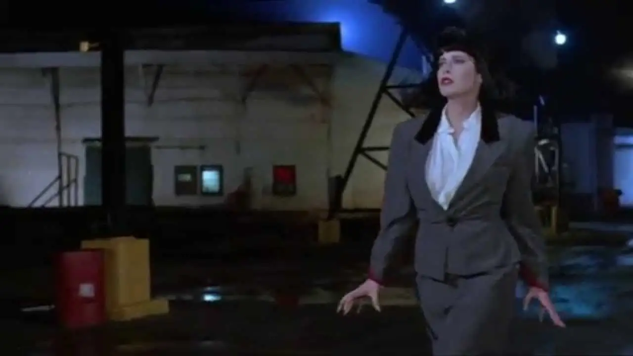 Condesa Drácula — tráiler