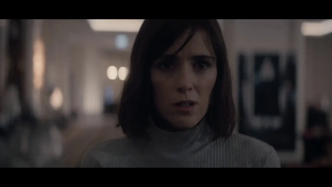 Housewife — tráiler