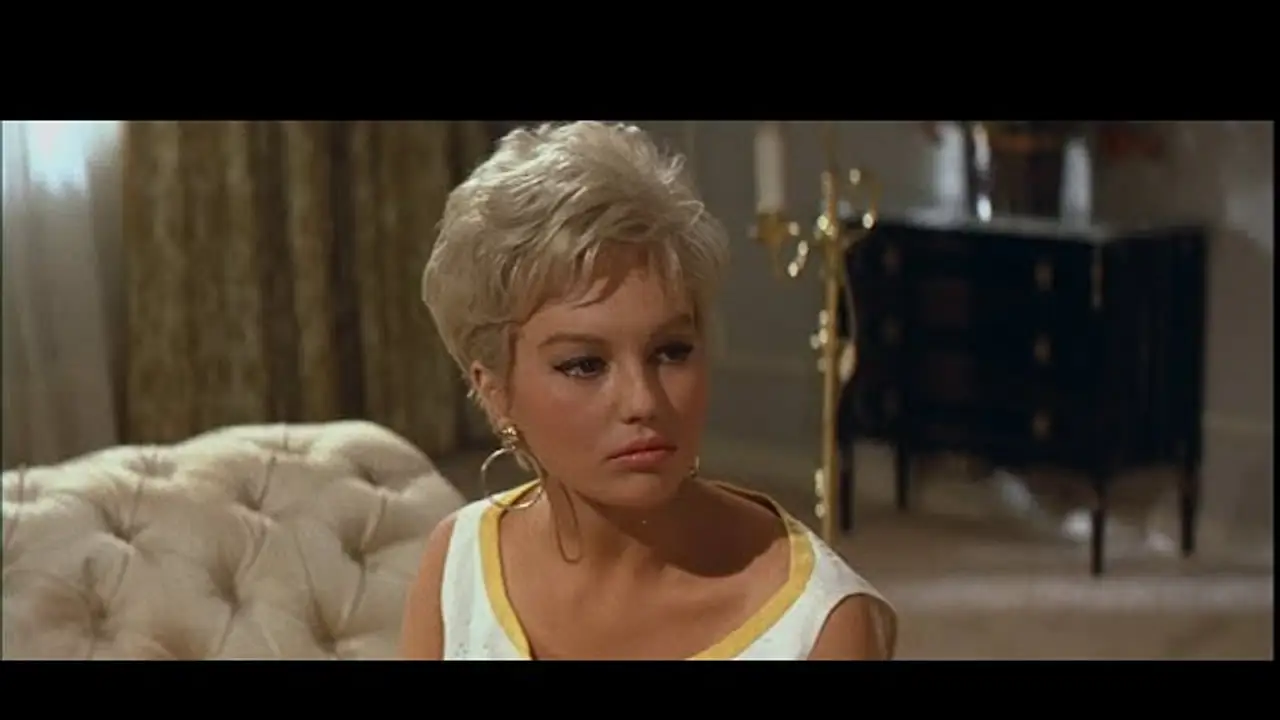 Copacabana Palace — трейлер