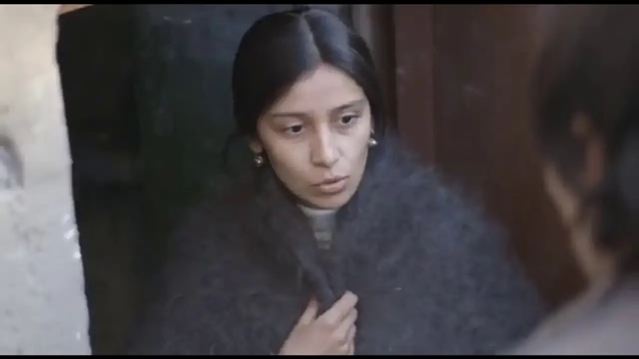 А у нас во дворе... — trailer