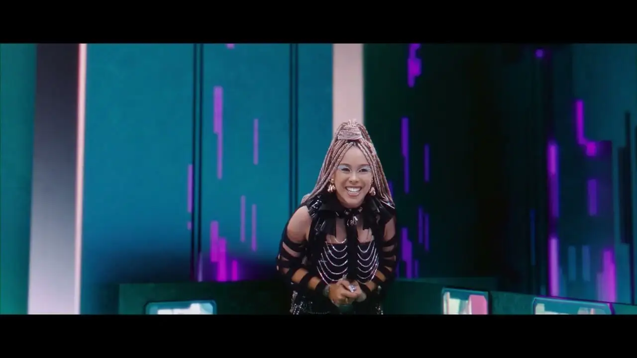 Alice no Mundo da Internet — trailer