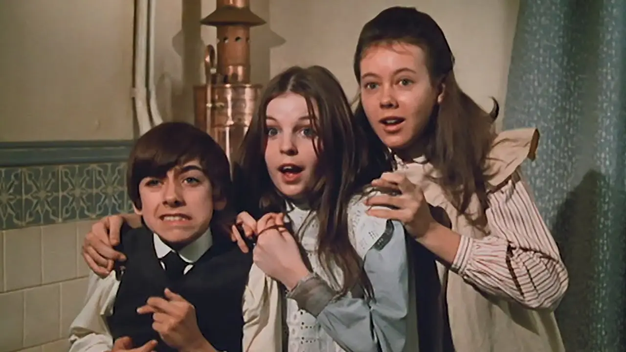 The Railway Children — trailer