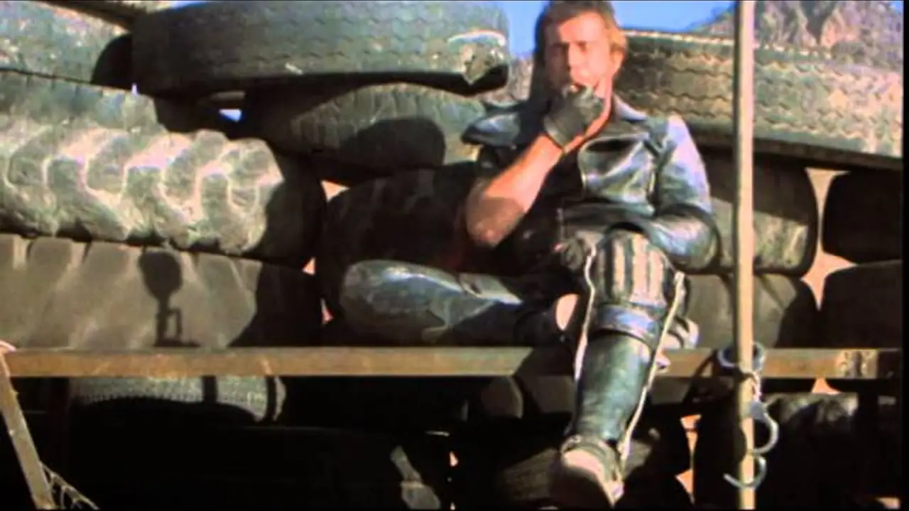 Mad Max 2 — tráiler