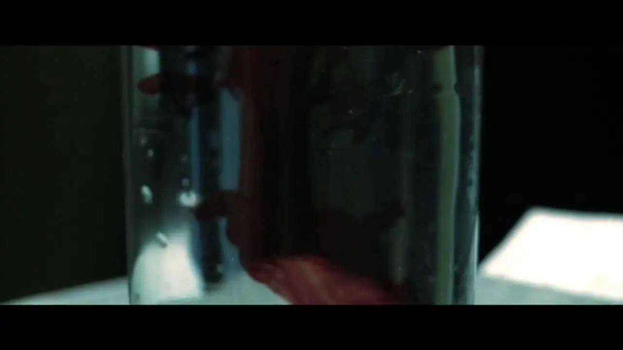 Crónica roja — trailer