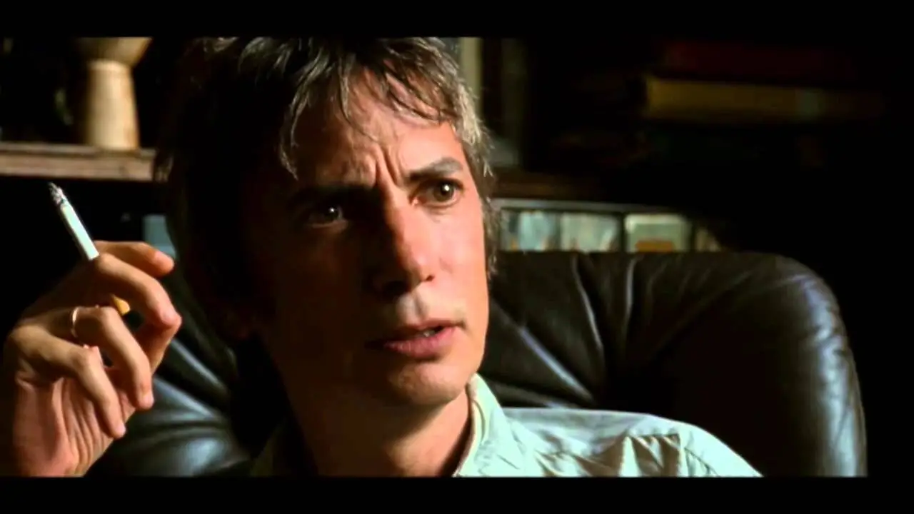 Mr. Leos caraX — tráiler