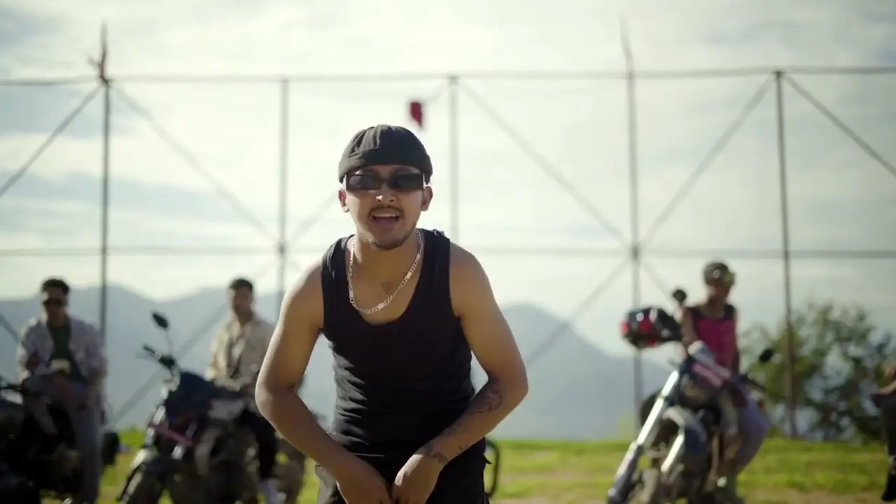 Rups — trailer