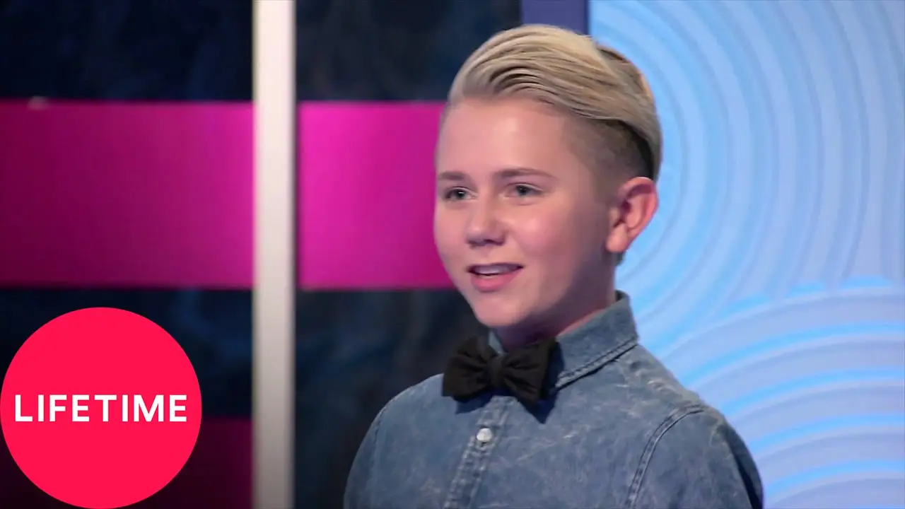 Project Runway: Threads — trailer