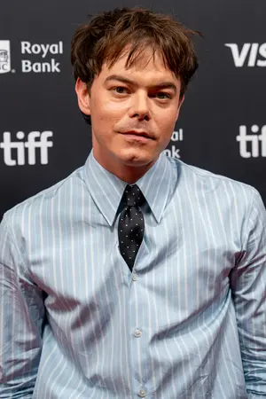Charlie Heaton
