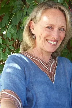 Catriona MacColl