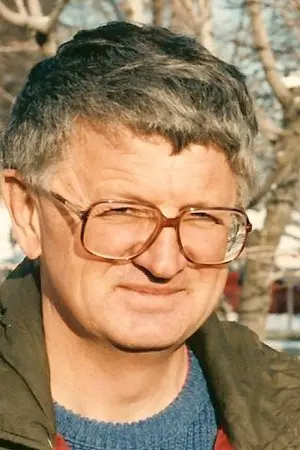 Стив Тесич