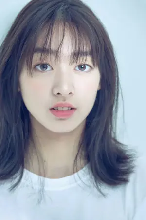 Kang Ji Woo