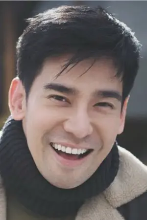 Apiwat Apiwatsayree