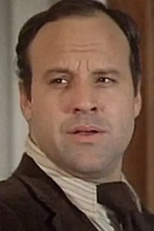 Louis Giambalvo