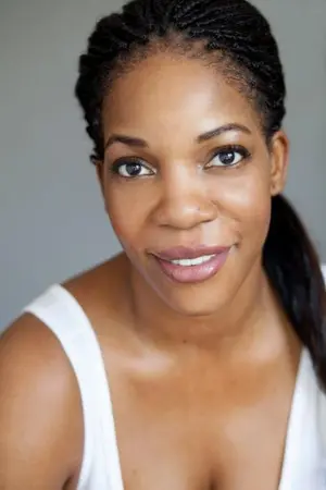 Jocelyn Jee Esien