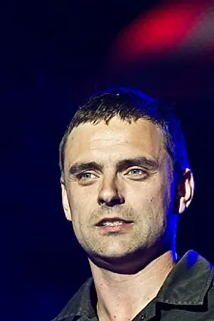 Simon Kvamm