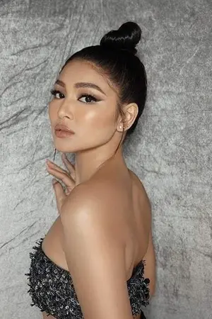 Nadine Lustre