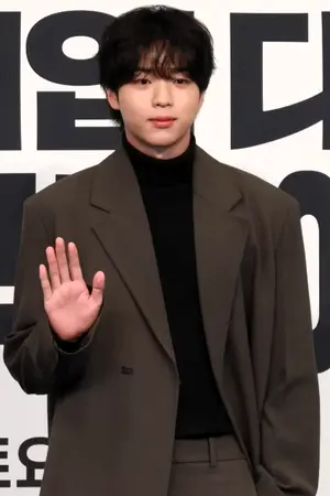 Cha Kang-yoon