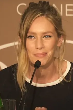 Dylan Penn