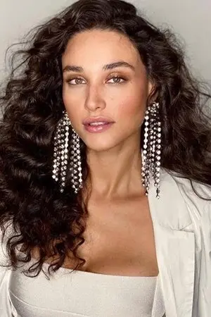 Débora Nascimento