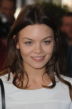 Scarlett Byrne