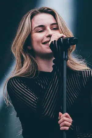Adèle Castillon