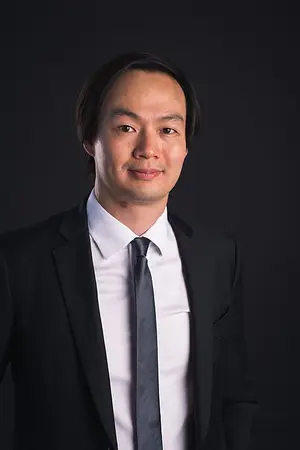 Christopher Tin