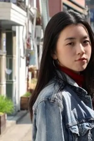 Angela Son