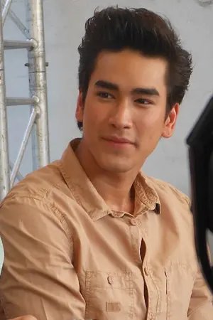 Nadech Kugimiya