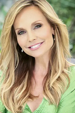 Sandra Dee Robinson