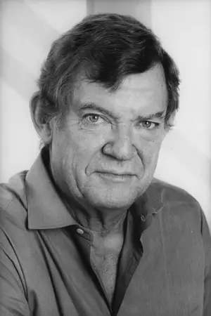 Robert Hughes