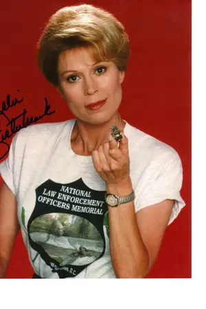 Leslie Easterbrook