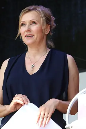 Dana Golombek