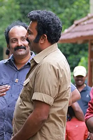 Azees Nedumangad