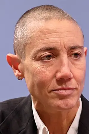 Constance Debré