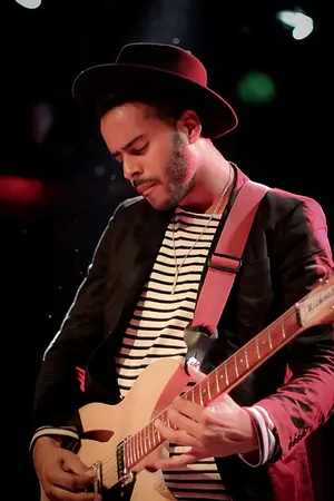 Twin Shadow