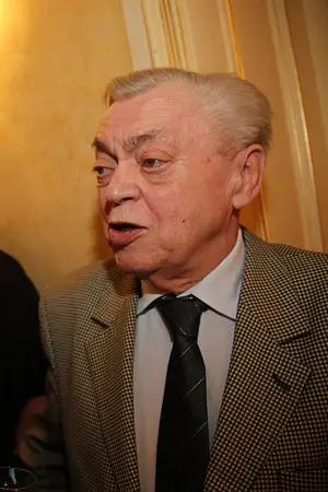 Клаус Овчарек