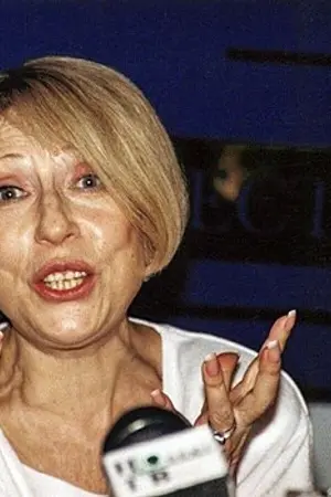 Инна Чурикова