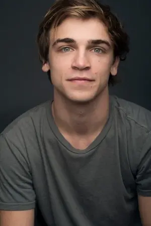Sean Grandillo
