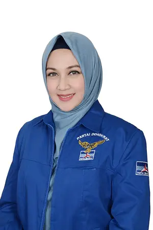 Dina Lorenza
