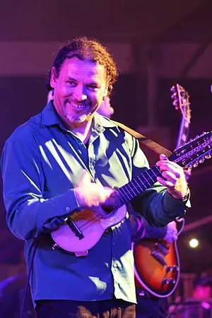 Carlos Cabezas González
