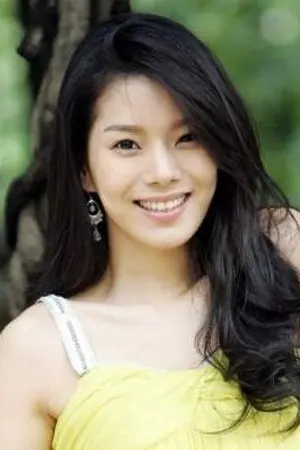 Hwang Ji Young