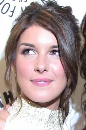 Shenae Grimes
