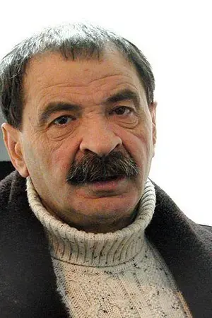 Илья Олейников