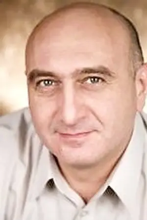 Адам Булгучев