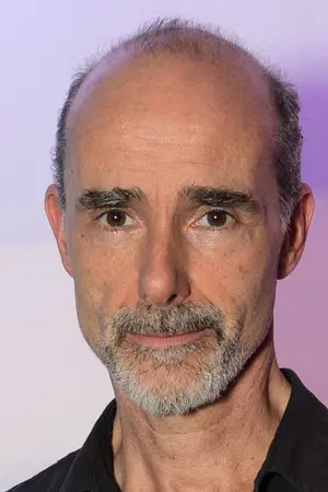 Finbar Lynch