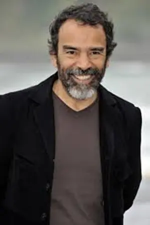 Damián Alcázar