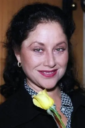 Angélica Aragón